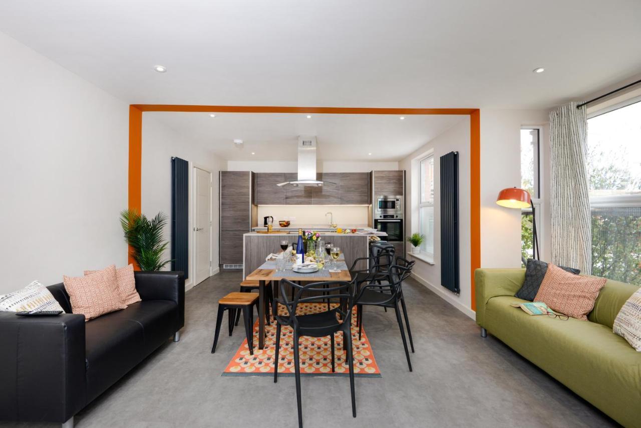 Apartment Three - Free Private Car Park - Sleeps 6 - 3 Shower Rooms - By Ocean City Retreats พลีมัธ ภายนอก รูปภาพ