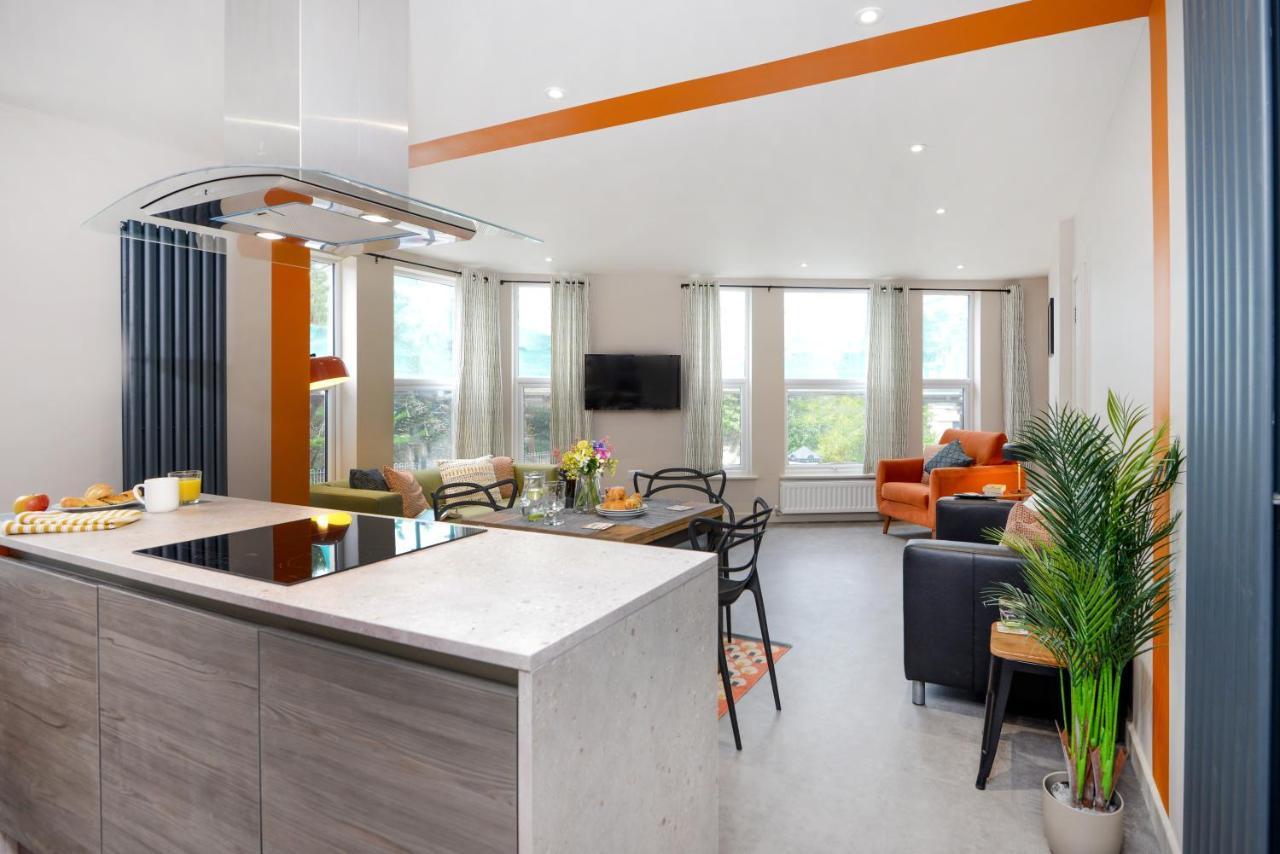 Apartment Three - Free Private Car Park - Sleeps 6 - 3 Shower Rooms - By Ocean City Retreats พลีมัธ ภายนอก รูปภาพ