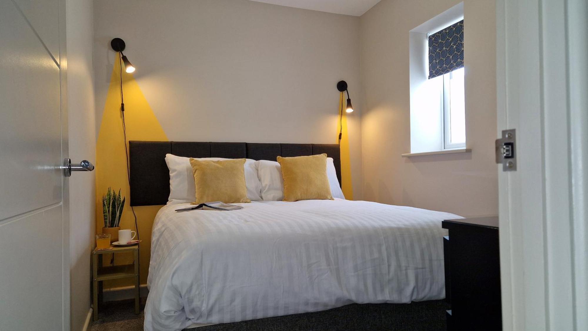 Apartment Three - Free Private Car Park - Sleeps 6 - 3 Shower Rooms - By Ocean City Retreats พลีมัธ ภายนอก รูปภาพ