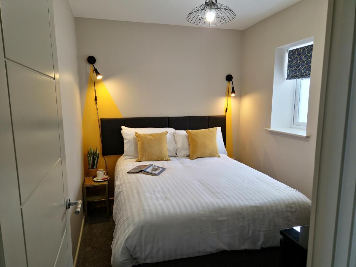 Apartment Three - Free Private Car Park - Sleeps 6 - 3 Shower Rooms - By Ocean City Retreats พลีมัธ ภายนอก รูปภาพ